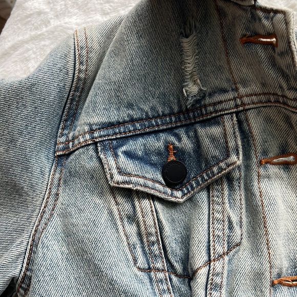 Blank NYC jean jacket - Picture 12 of 16